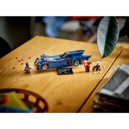 Batmobil vs. Harley Quinn Freeze 76274