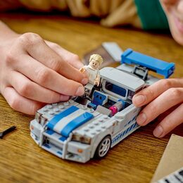 2 Fast 2 Furious Nissan Skyline GT-R (R3