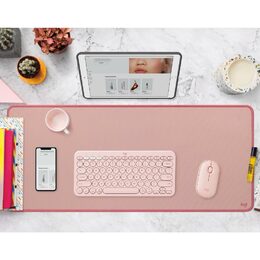 Podložka pod myš Logitech Desk Mat Studio Series. 30 x 70 cm - růžová