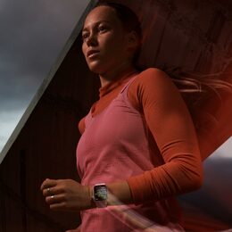 Chytré hodinky Apple Watch Series 9 GPS + Cellular 41mm pouzdro z hliníku (PRODUCT)RED - (PRODUCT)RED sportovní M/L řemínek