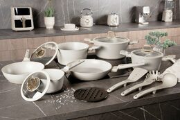 BERLINGERHAUS Sada nádobí s titanovým povrchem 15 ks Sahara Collection BH-8081