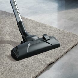 EB31C1DB SÁČKOVÝ VYSAVAČ ELECTROLUX