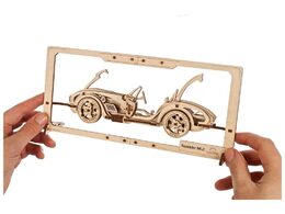 Ugears 2,5D dřevěné mechanické puzzle Roadster MK3