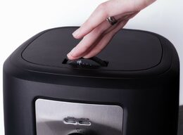 BERLINGERHAUS Horkovzdušná fritéza 4 l Matte Black Collection BH-9344