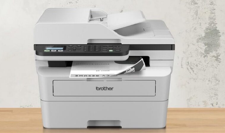 Brother MFC-B7800DN TONER BENEFIT tiskárna PCL 34 str./min, kopírka, skener, USB