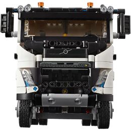Nákladní auto Volvo FMX a el. bagr 42175
