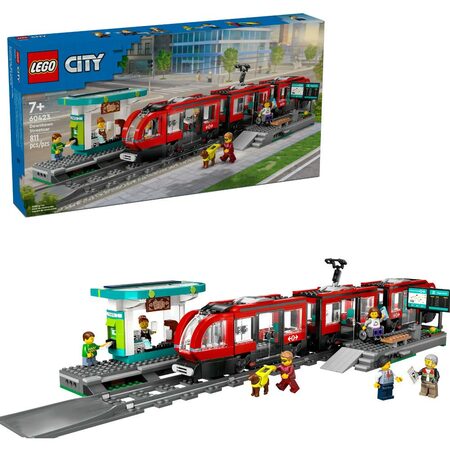 Tramvaj a zastávka v centru města 60423