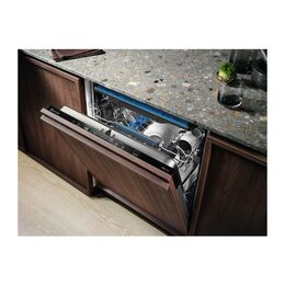 ELECTROLUX 700 PRO GlassCare EEG48300L