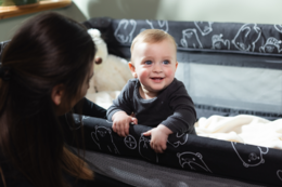 Cestovní postýlka Kidnort Livsmiljö  světle šedá