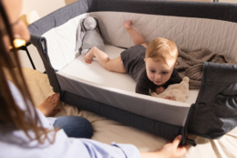 Postýlka Kidnort Snäckskal zelená
