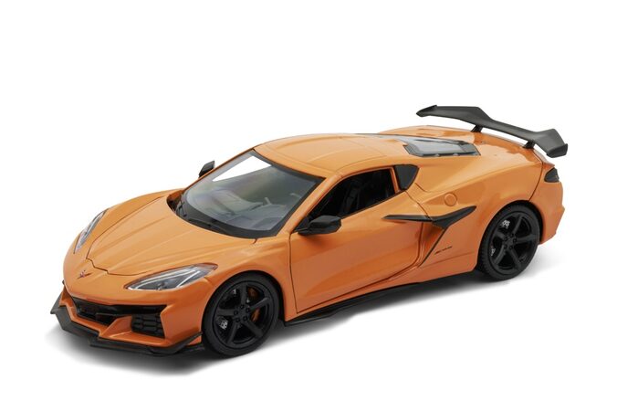 Welly 2023 Chevrolet Corvette Z06 1:24 oranžový