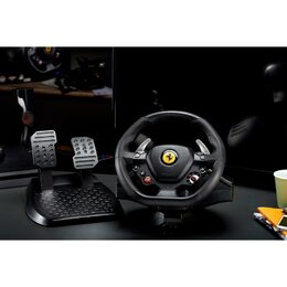 T80 Ferrari 488 sada volantu a pedálů