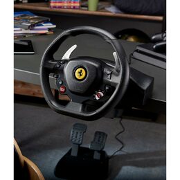 T80 Ferrari 488 sada volantu a pedálů