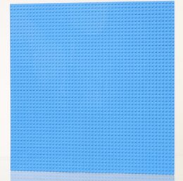 L-W Toys Velká podložka na stavění 50x50 bodů modrá
