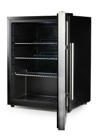 Barová lednice s skleněnými dveřimi - 60 l - DOMO DO91609BK, Objem: 60 l, Třída:
