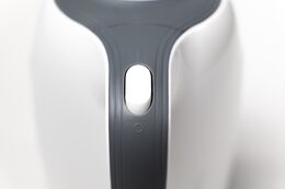 Vivax rychlovarná konvice WH-170BW