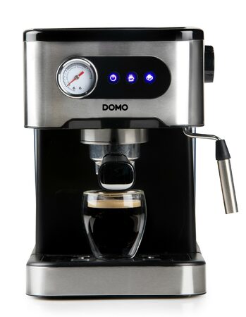 Espresso kávovar pákový - černý - DOMO DO1138K