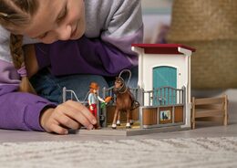 Hračka Schleich Box pro koně Hannah a Cayenne