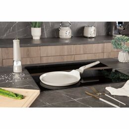 BERLINGERHAUS Pánev na palačinky s titanovým povrchem 25 cm Sahara Collection BH-8055