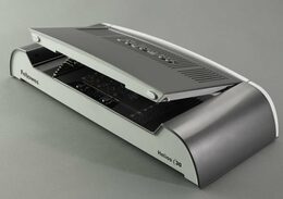 Vazač Fellowes Helios 30 pro termální vazbu
