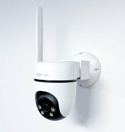 Držák pro kamery TAPO C501GW na stěnu, bílý s krytkou kabelů