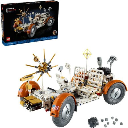 Lunární průzkumné voz. NASA Apollo 42182
