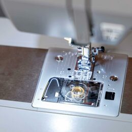 HD6705C ŠICÍ STROJ SINGER