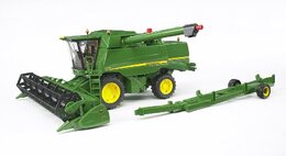 Bruder Kombajn JOHN DEERE T670i
