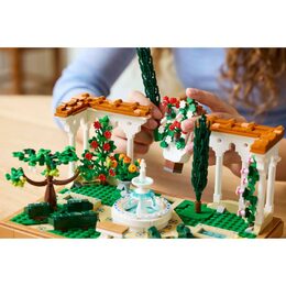 Zahrada s fontánou 10359 LEGO