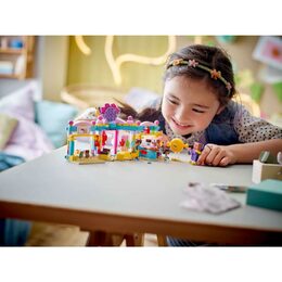 Cukrárna v městečku Heartlake 42649 LEGO