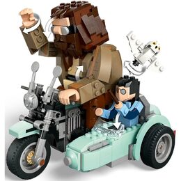 Hagrid a Harry na motorce 76443 LEGO