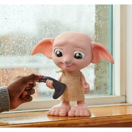 106069168 mluvící DOBBY SPIN MASTER