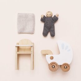 Le Toy Van Set miminko s příslušenstvím nový design