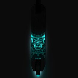 Spokey NIGHT RIDER Freestyle koloběžka se svítícími prvky ve tmě, kolečka 100 mm