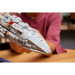 Hvězdný křižník Home One 75405 LEGO