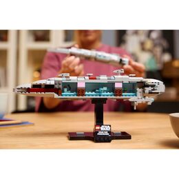 Hvězdný křižník Home One 75405 LEGO