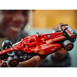 77242 Závodní auto Ferrari SF-24 F1 LEGO