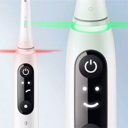 IO 6 SERIES RŮŽOVÁ ZUBNÍ KARTÁČEK ORAL B